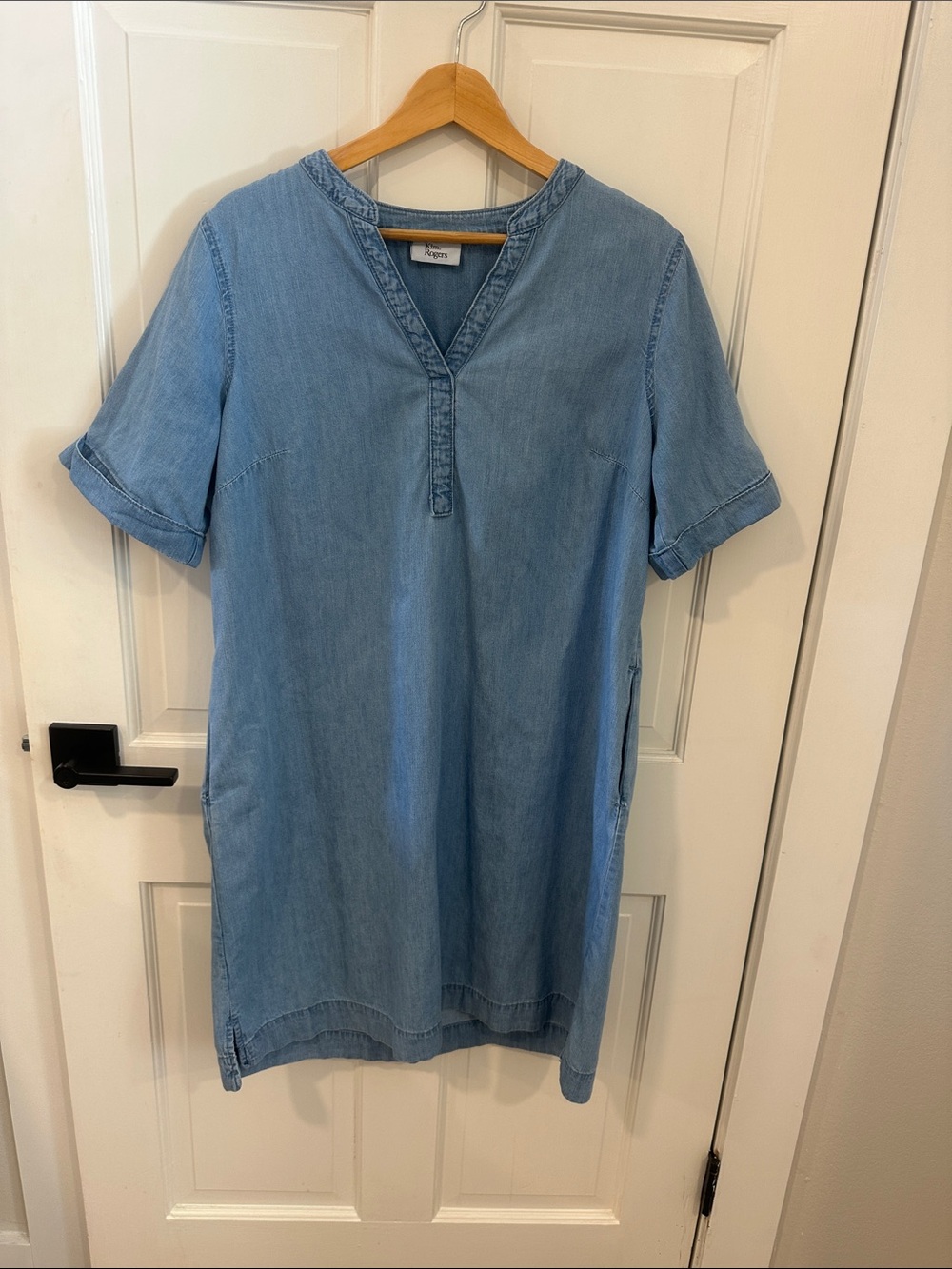 Kim Rogers Light Blue V-Neck Chambray Midi Dress
